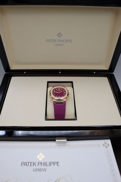 Patek Philippe Nautilus 7010R-013